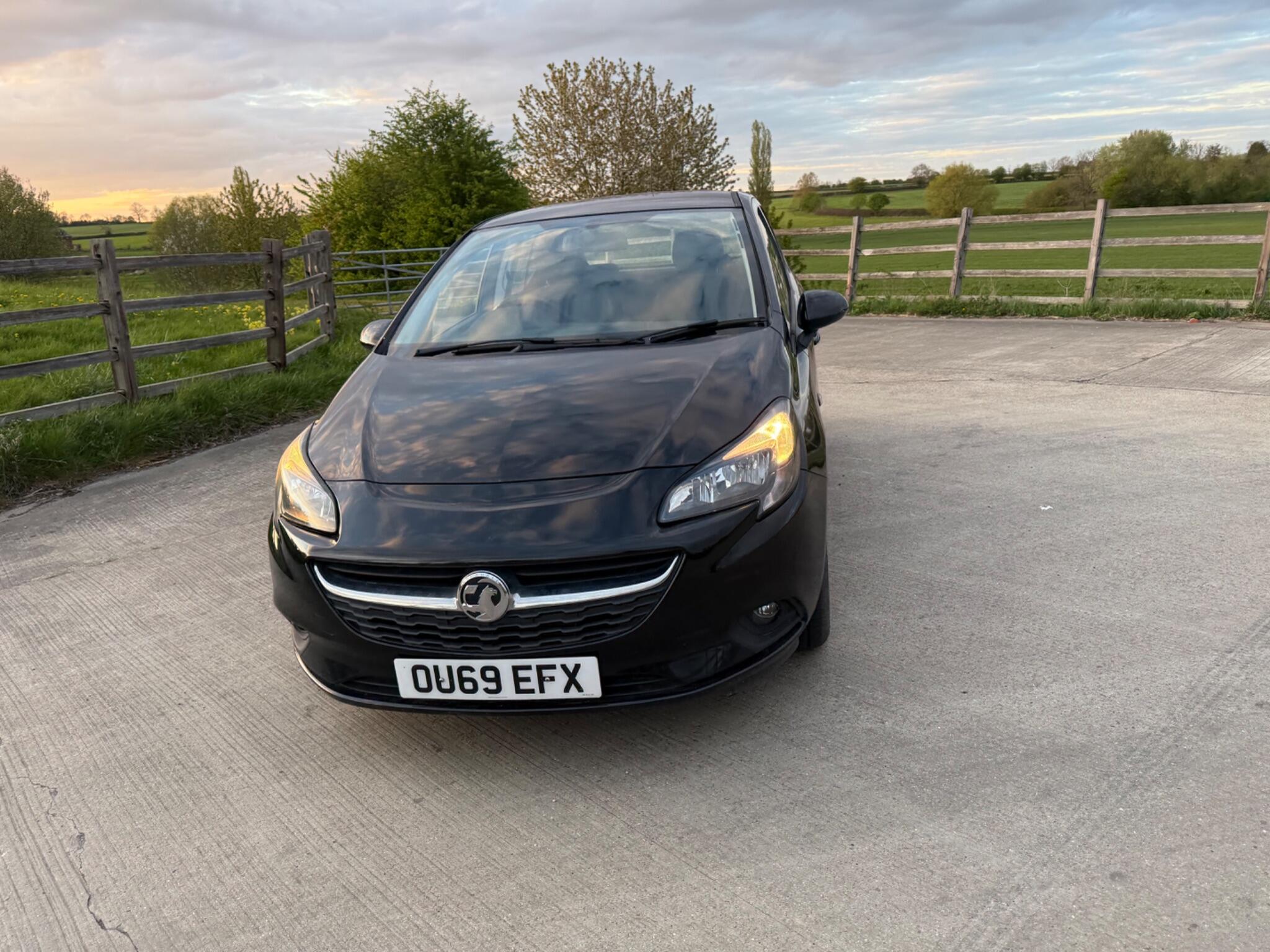 Vauxhall Corsa 1.4i Design Euro 6 (s/s) 5dr — photo 61 of 104